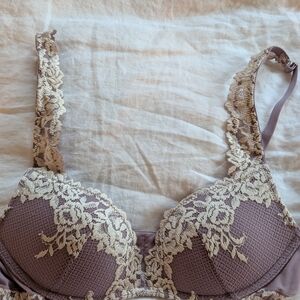 Intimissimi Lace Accent Bra in Lavender and Cream